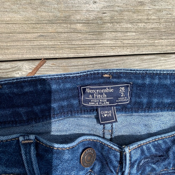 A+F Curve Love High Rise Ankle Flare Jeans - Picture 2 of 4